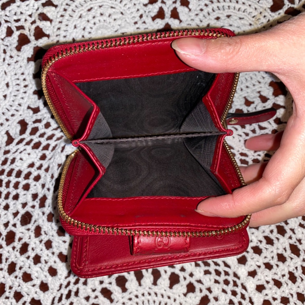 ✨Authentic Gucci Red Wallet✨ - Picture 6 of 10